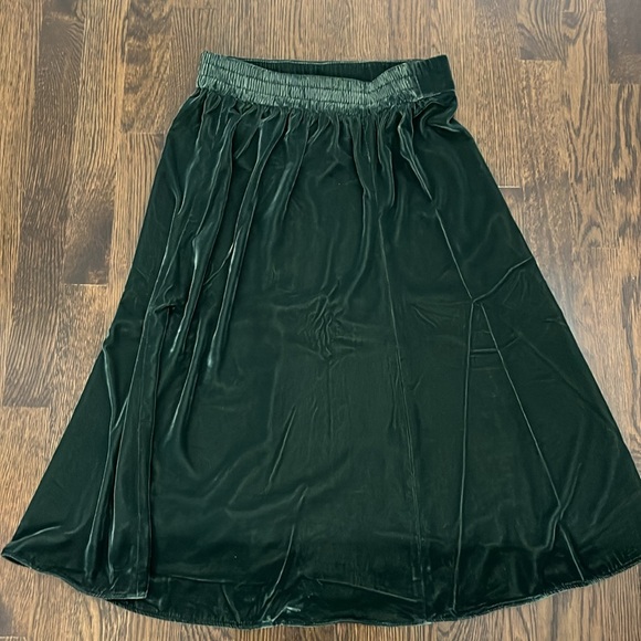 J. Crew Green Velvet Skirt Small Petite - Picture 8 of 9